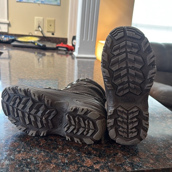 The North Face Kids Size 3 winter boys .  NEVER WORN! - Picture 3 of 4